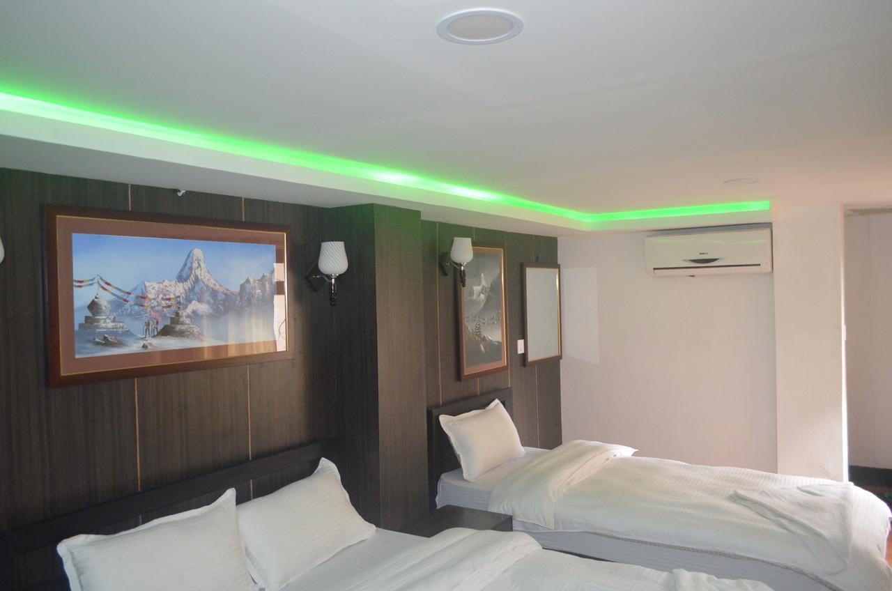 Hotel Holiday Inn Katmandu Kültér fotó