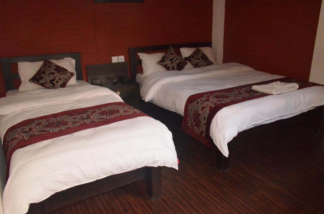 Hotel Holiday Inn Katmandu Kültér fotó