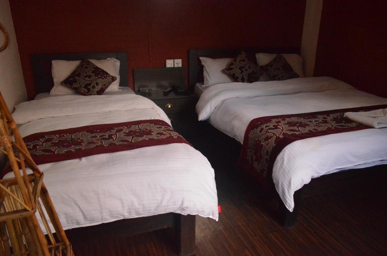 Hotel Holiday Inn Katmandu Kültér fotó