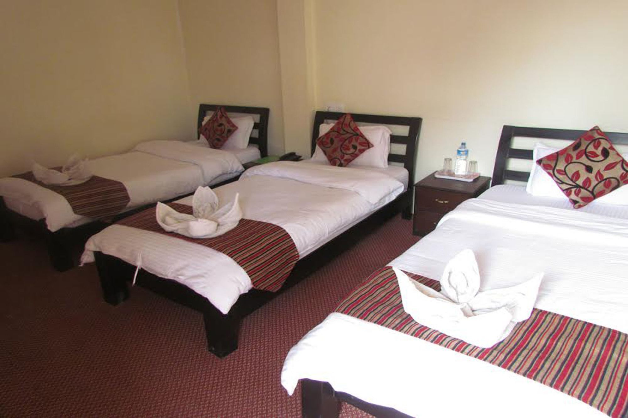Hotel Holiday Inn Katmandu Kültér fotó