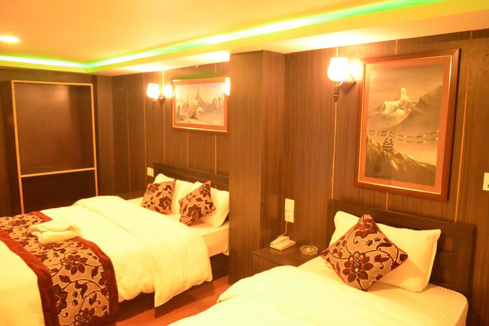 Hotel Holiday Inn Katmandu Kültér fotó